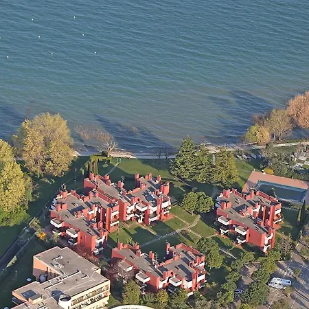 Apartment Holiday Sirmione Apartments *