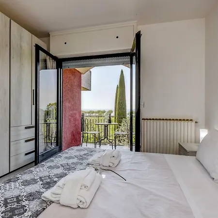 Holiday Sirmione Apartments Apartment Sirmione